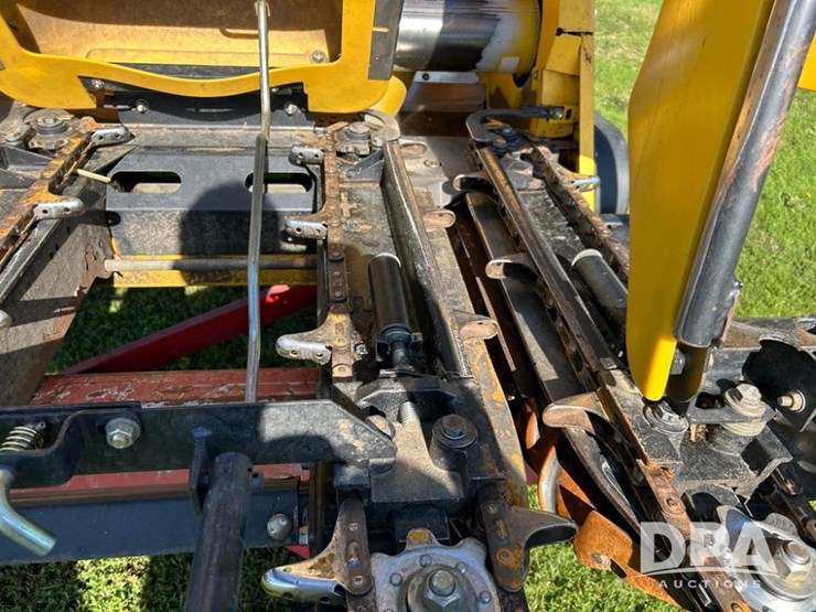 2009-new-holland-98d-image-12