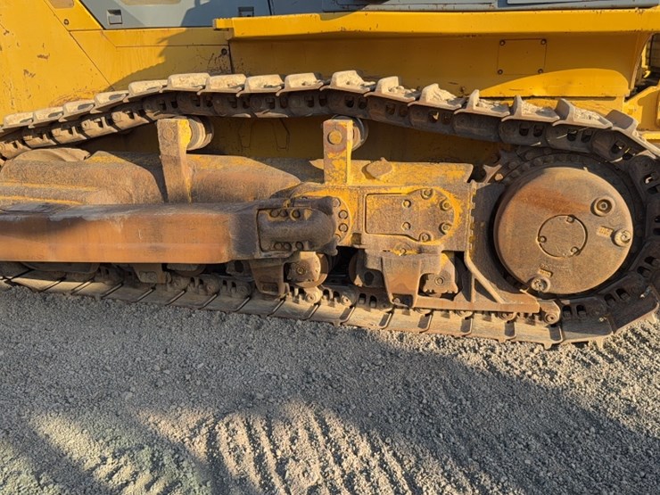 2005-komatsu-d155ax-5-image-12