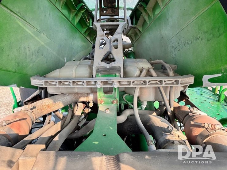 2019-john-deere-f4365-image-22