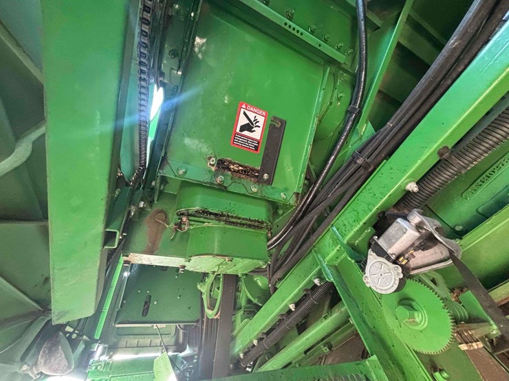 2013-john-deere-s680-image-43