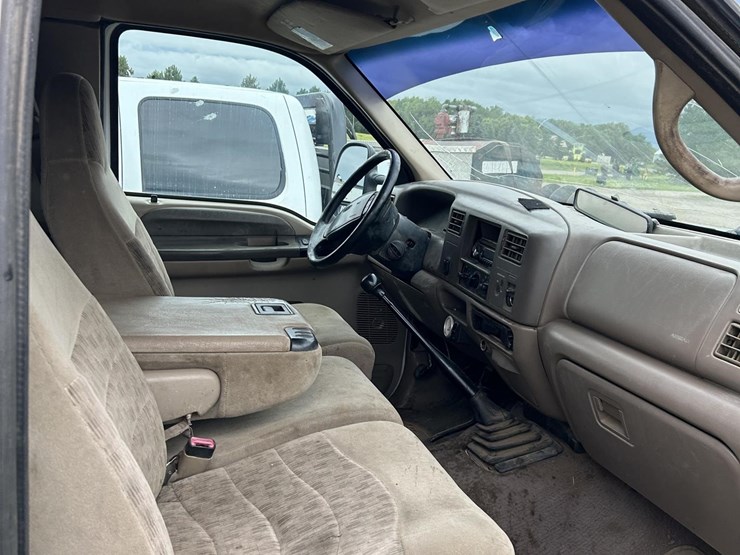 2000-ford-f250-image-29