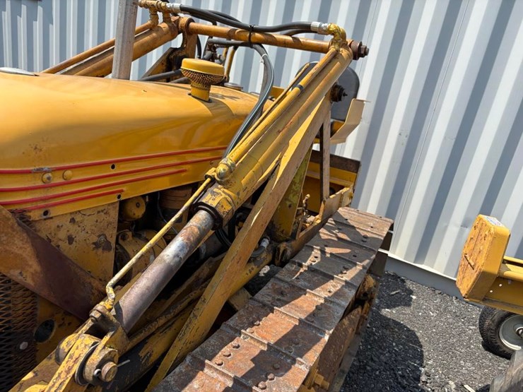 ware-crawler-hgh-loader-image-10