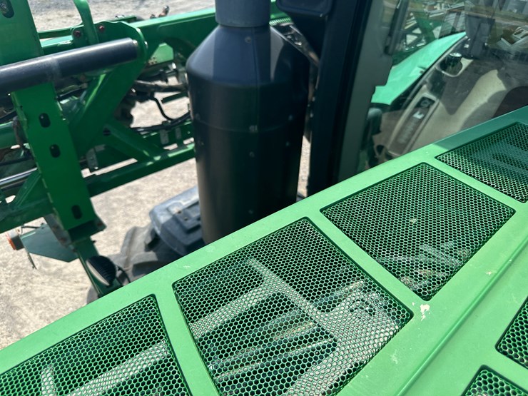 2018-john-deere-r4038-image-70