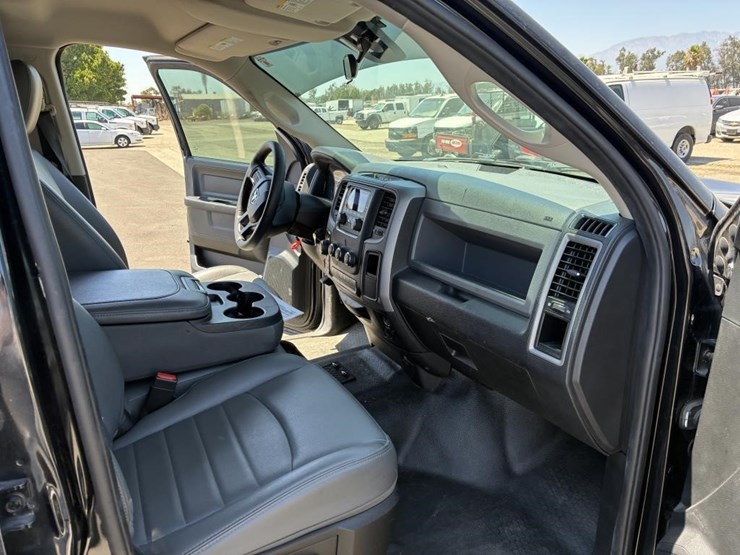 2016-dodge-ram-1500-image-9