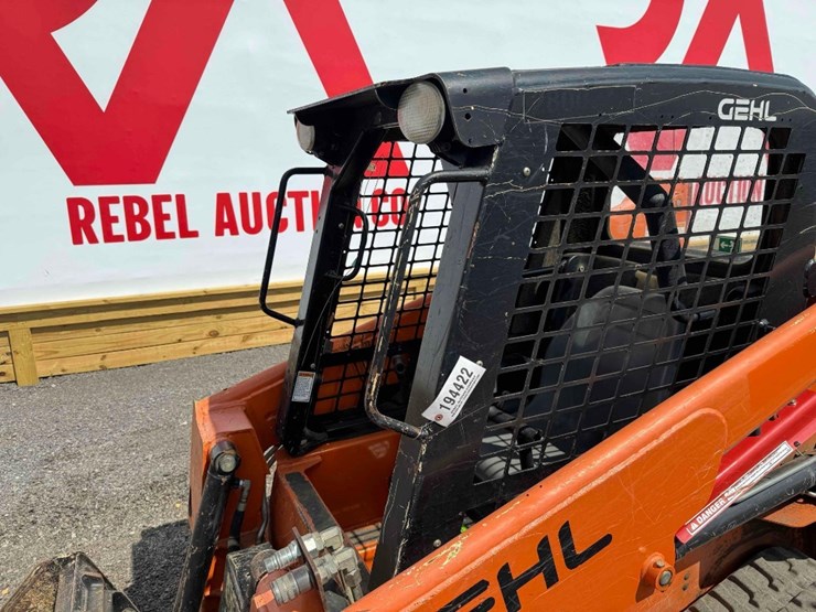 2019-gehl-rt105-image-29