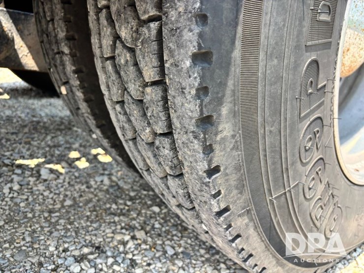 2014-kenworth-t660-image-39