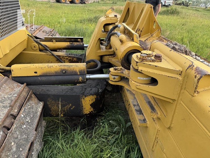 caterpillar-d6m-image-63
