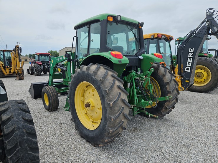 2010-john-deere-7130-image-14