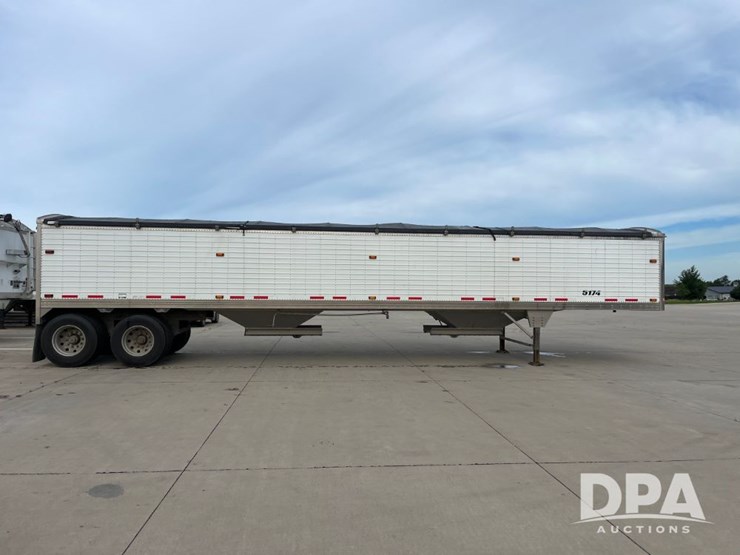 2015-timpte-grain-trailer-image-7