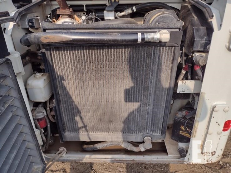 2018-takeuchi-tl8-image-36