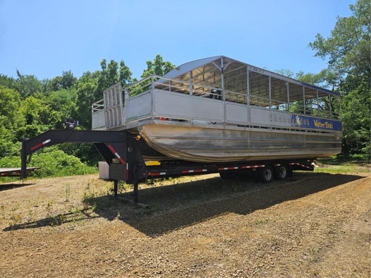 #2544-•-clark-boats-inc-50'-pontoon-boat-image-1