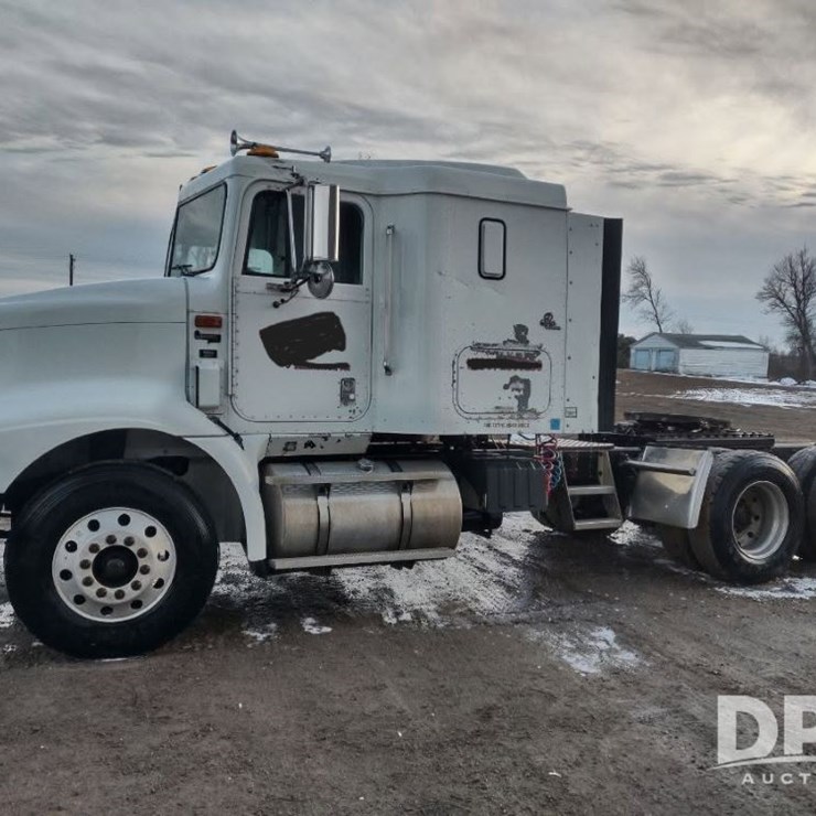 2000 INTERNATIONAL 9200