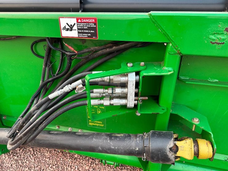 2009-john-deere-635f-image-14