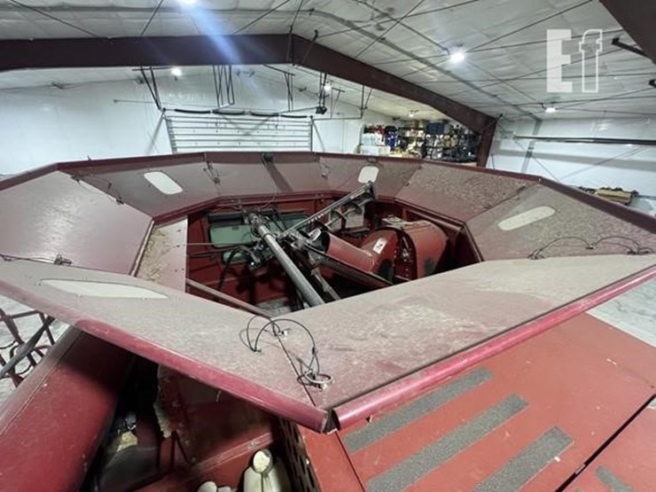 2005-case-ih-2388-image-24
