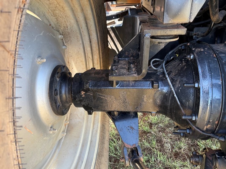 case-ih-mxu115-image-7