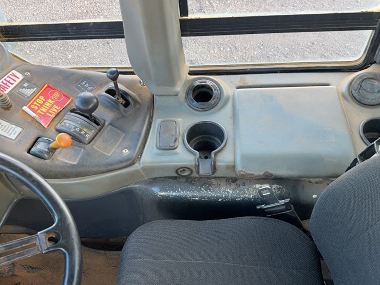 deere-250d-image-18