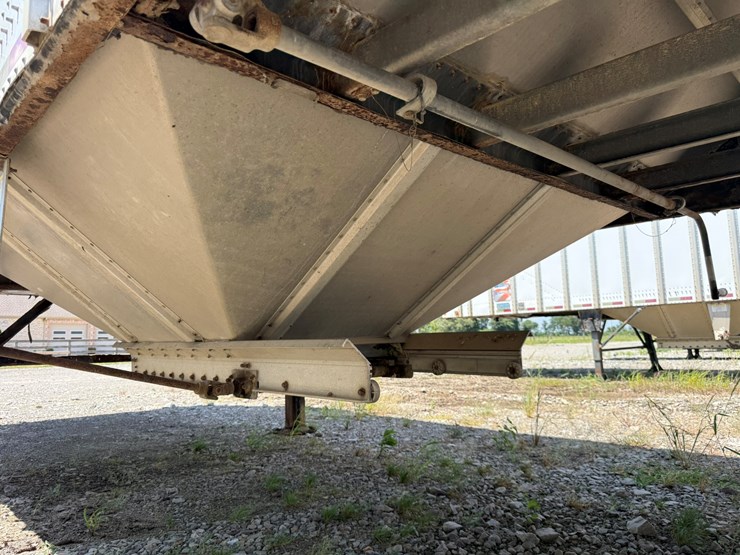 2011-merritt-42'-x-96"-image-28