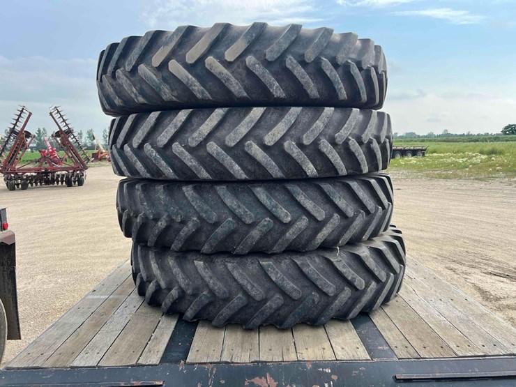 2018-john-deere-r4045-image-71