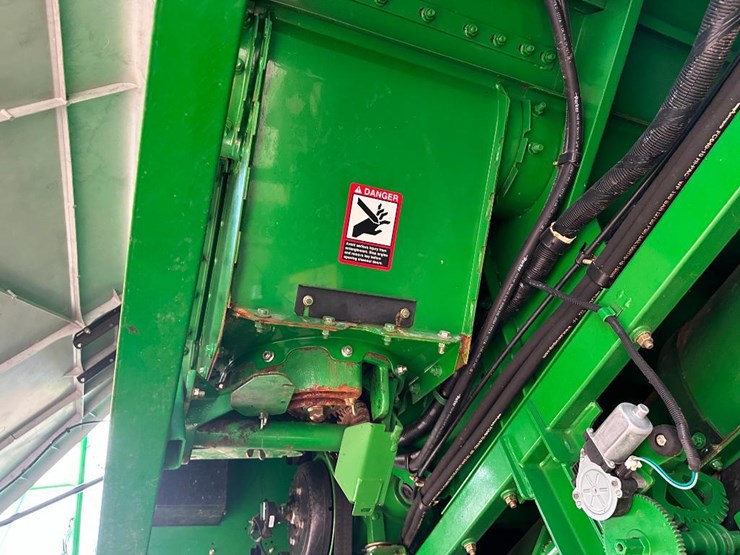 2007-john-deere-9860-sts-image-45