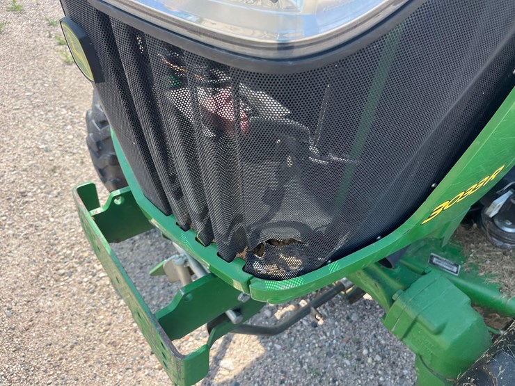 john-deere-3033r-image-47