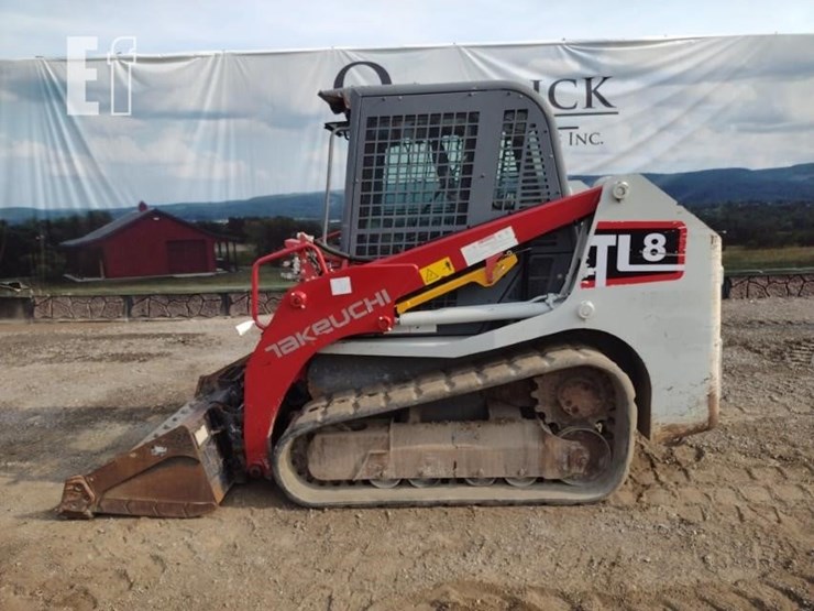 2018-takeuchi-tl8-image-1