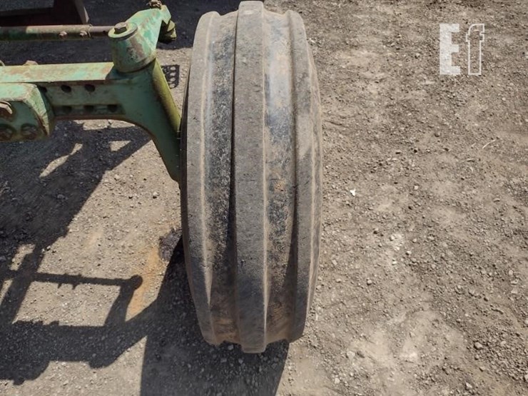 john-deere-4240-image-20