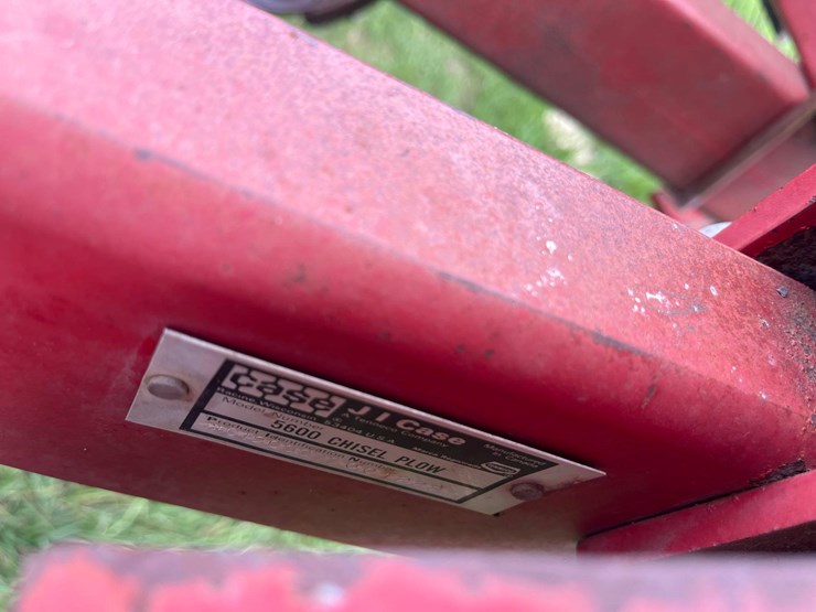 case-ih-5600-image-25