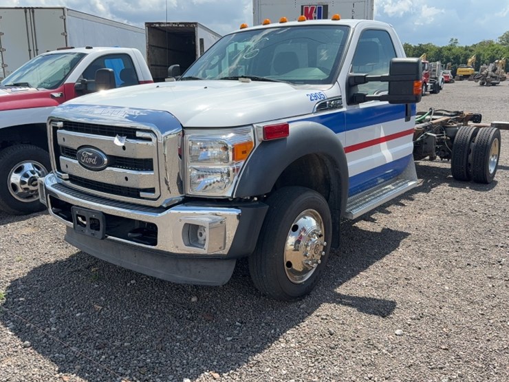 2013-ford-f450-image-1