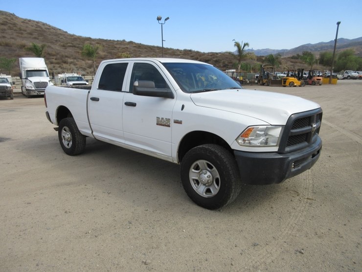 2018-dodge-ram-2500hd-image-4