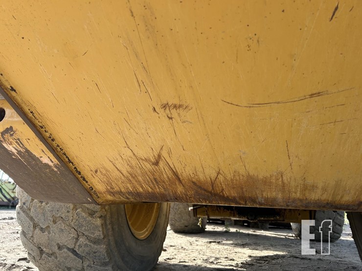 caterpillar-928g-image-21