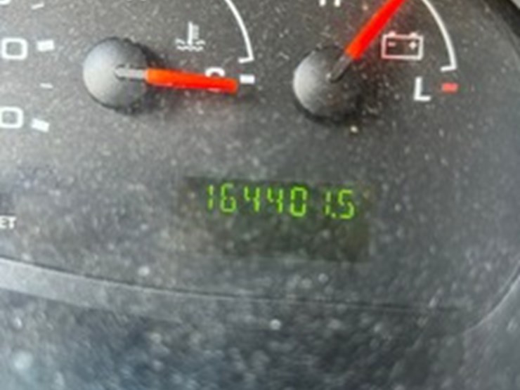 2004-ford-e350-image-9