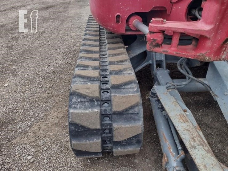 2018-takeuchi-tb260-image-43