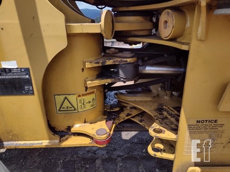 2007-caterpillar-906-image-23
