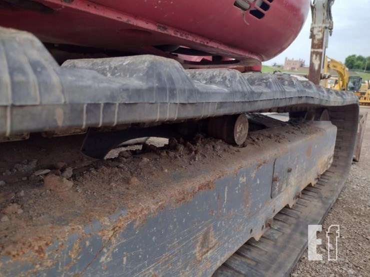 2018-takeuchi-tb260-image-39