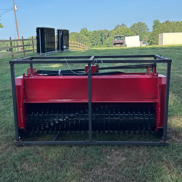 #104 • Quick Attach Mulching Head