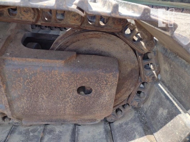 2011-komatsu-pc228us-lc-8-image-33