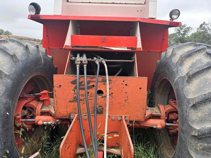 1974-case-2470-tractor-image-7