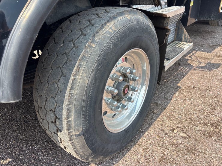2003-kenworth-t800-image-32