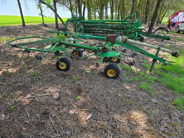 john-deere-752-image-3