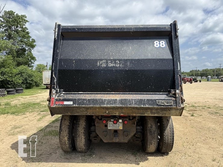2004-mack-granite-4696-image-3