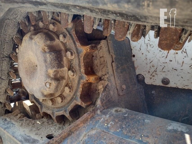 2019-bobcat-t595-image-28