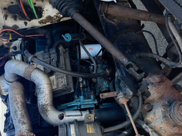 2000-international-4700-image-25