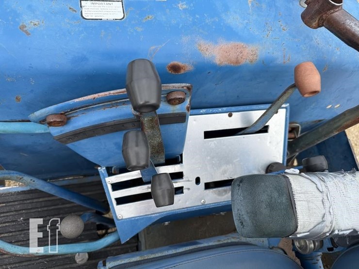 ford-7700-image-12