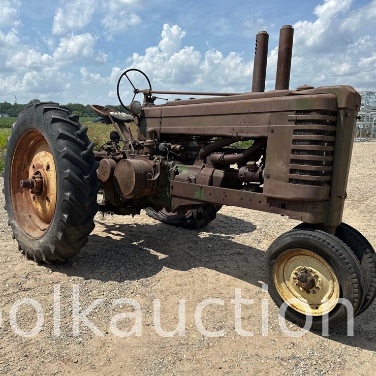 JOHN DEERE H