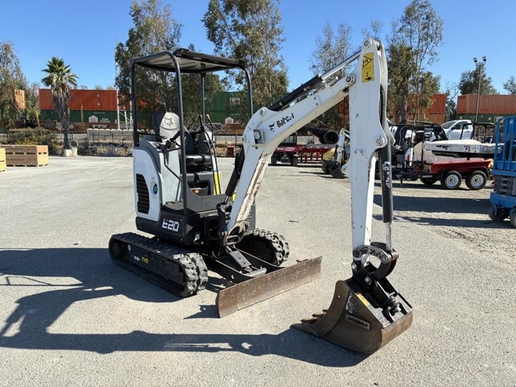 2020-bobcat-e20-image-2
