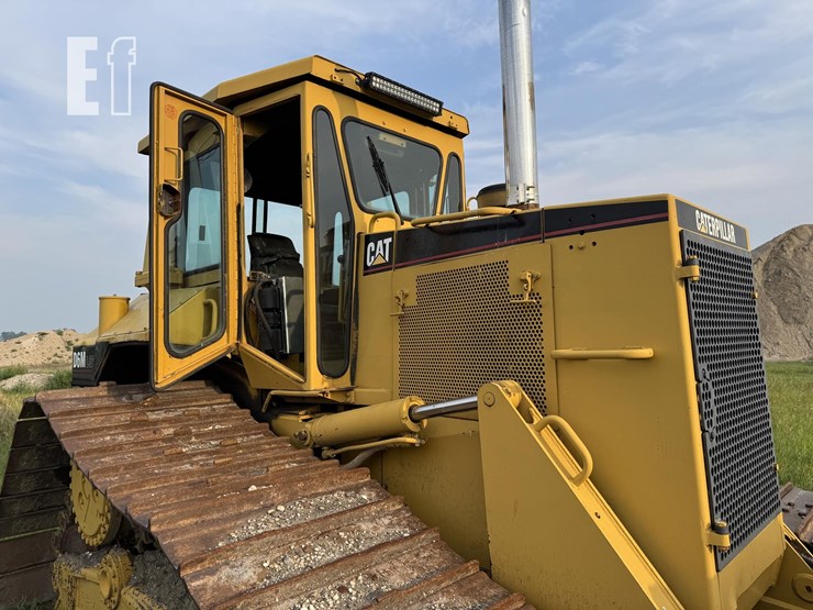 caterpillar-d6m-image-64