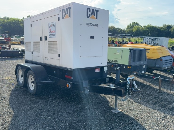#2093-•-2005-123-30kw-towable-generator-image-2