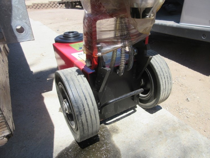 new-unused-2024-50t-2-air/hydraulic-floor-jack,-image-4