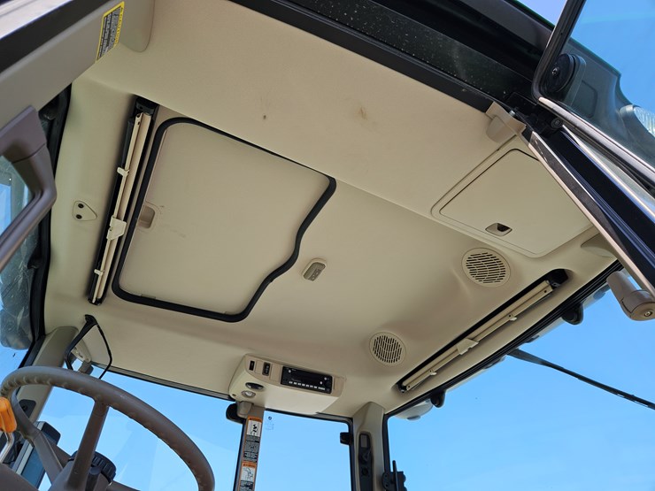 2022-john-deere-6130m-image-8
