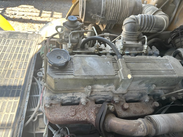 caterpillar-c5000-image-31